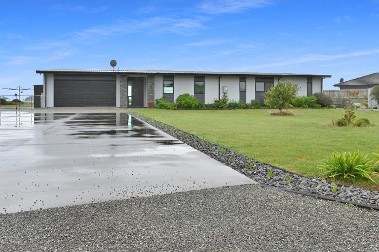 Photo of property in 16 Takutai Terrace, Ruatapu, Hokitika, 7883