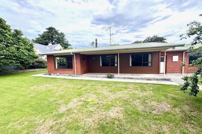Photo of property in 77 Oak Grove, Ashburton, 7700