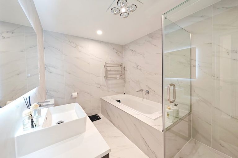 Photo of property in 47 Northcote Road, Northcote, Christchurch, 8052