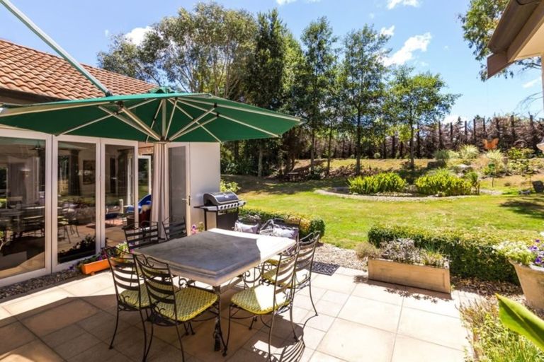 Photo of property in 58 Gillespie Place, Acacia Bay, Taupo, 3385