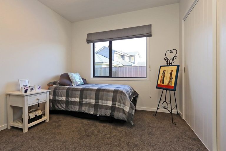 Photo of property in 20 Aspiring Drive, Poraiti, Napier, 4112