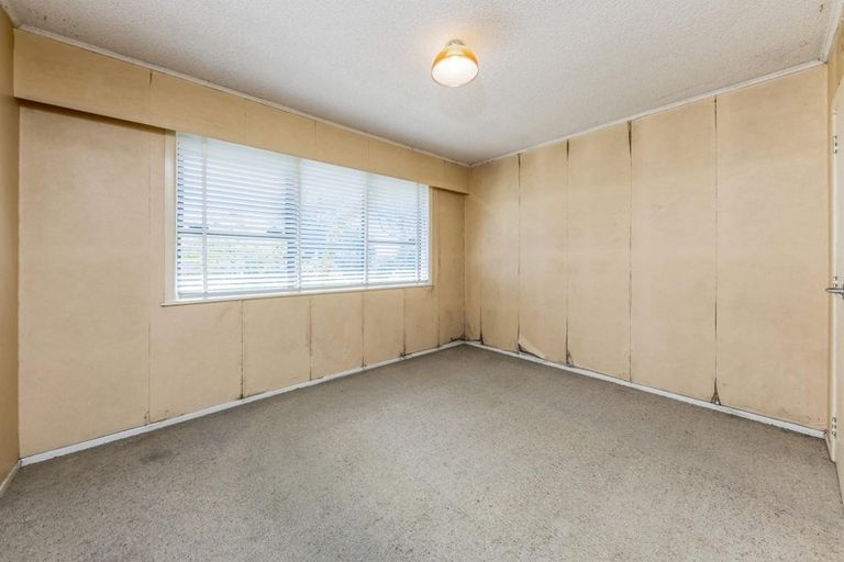 Photo of property in 16 Eastburn Street, Papakura, 2110