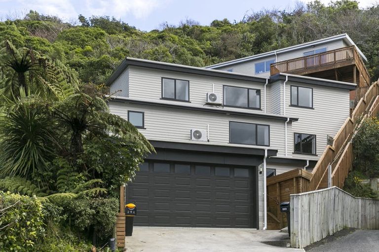 Photo of property in 29a Thurleigh Grove, Karori, Wellington, 6012