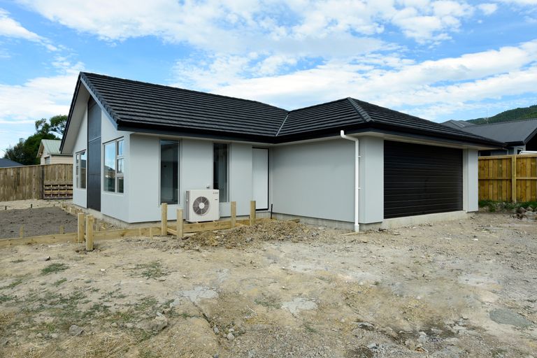 Photo of property in 5 Carmello Grove, Richmond, 7020