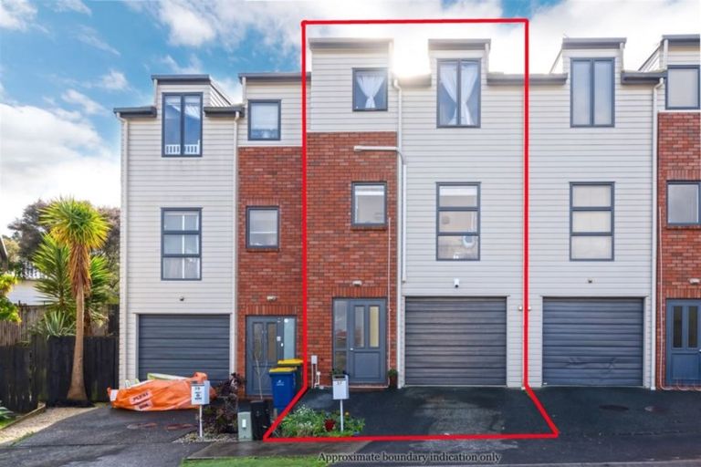 Photo of property in 37 Barnea Circle, Glen Eden, Auckland, 0602