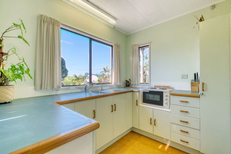 Photo of property in 71 Cable Bay Block Road, Cable Bay, 0420