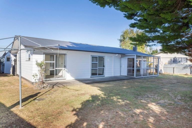 Photo of property in 17 Runciman Place, Dannevirke, 4930