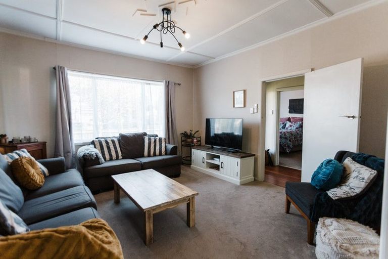 Photo of property in 902 Queen Street East, Parkvale, Hastings, 4122