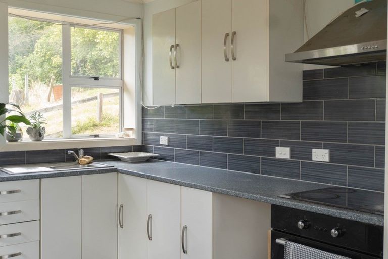 Photo of property in 5 Church Hill Road, Green Island, Dunedin, 9018