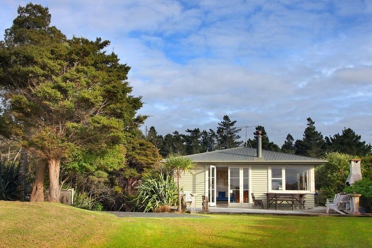 Photo of property in 21 Ti Point Road, Ti Point, Warkworth, 0985