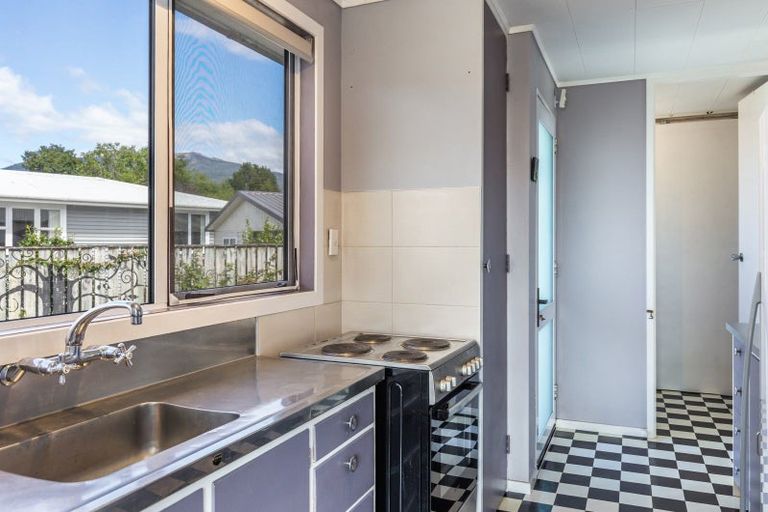 Photo of property in 14 Runuku Grove, Turangi, 3334