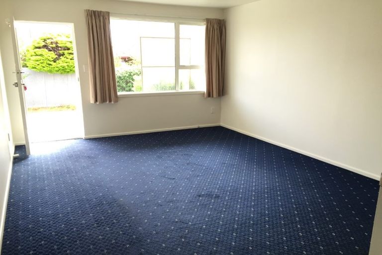 Photo of property in 1/16 Division Street, Riccarton, Christchurch, 8041