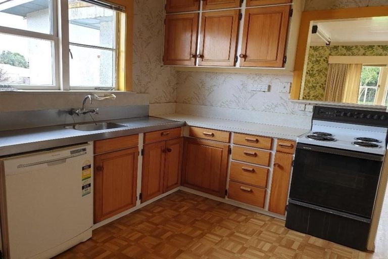 Photo of property in 20 Lupton Street, Waverley, 4510