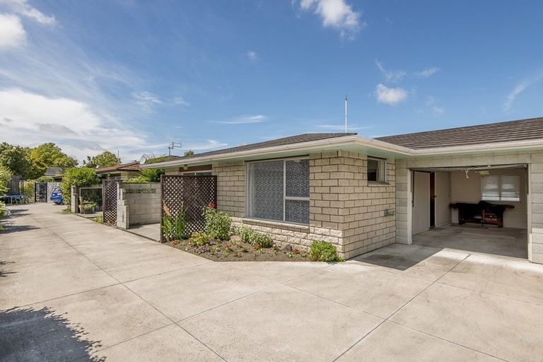 Photo of property in 2/88 White Street, Rangiora, 7400