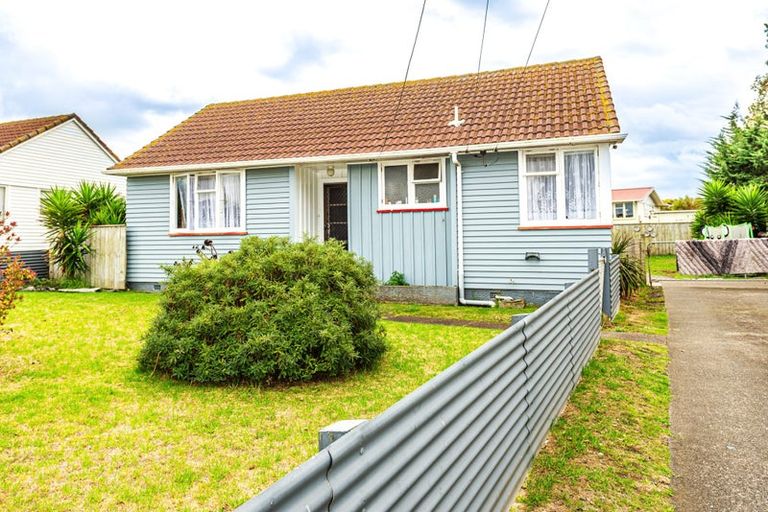 Photo of property in 51 Kowhai Street, Castlecliff, Whanganui, 4501