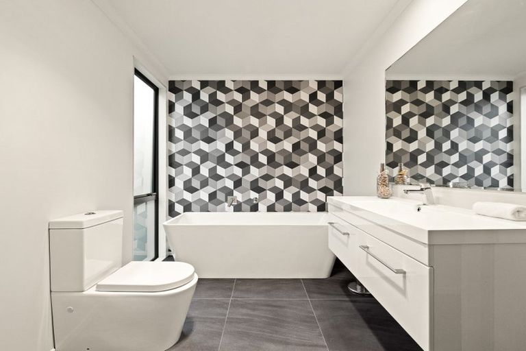 Photo of property in 8 Catalina Lane, Waldronville, Dunedin, 9018