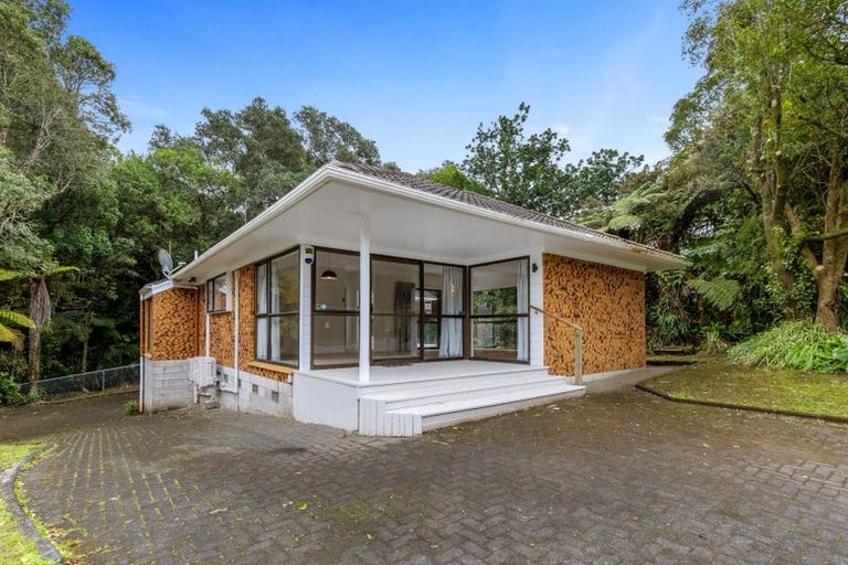 Photo of property in 231 Portage Road, Green Bay, Auckland, 0604