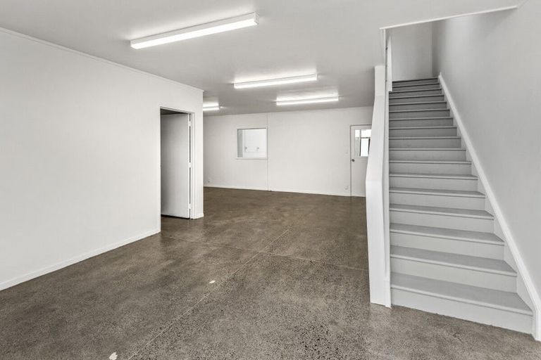 Photo of property in 23 Mulberry Lane, Wanaka, 9305