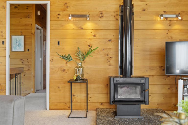 Photo of property in 73 O'halloran Road, Howick, Auckland, 2014