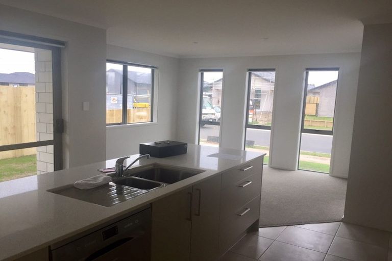 Photo of property in 5 Kuru Place, Papamoa, 3118