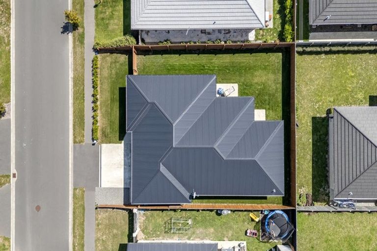 Photo of property in 31 Nicolau Avenue, Rolleston, 7615