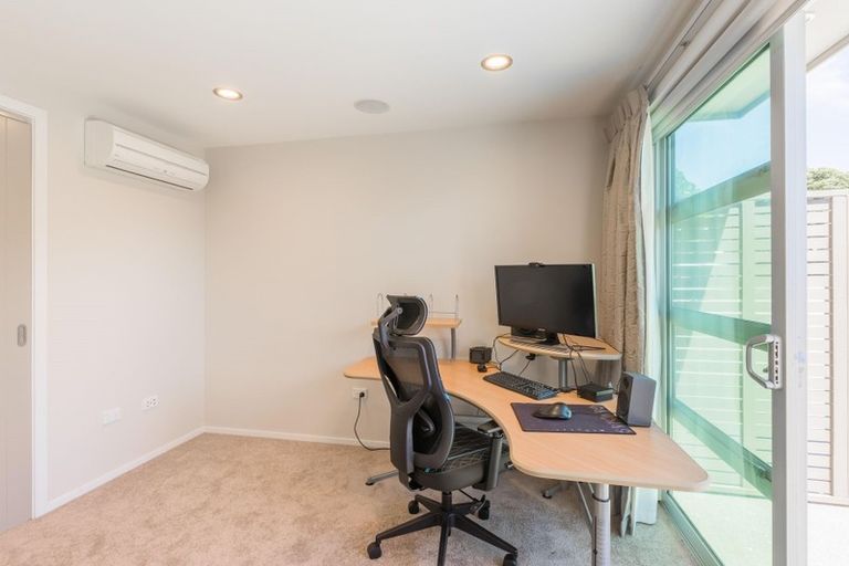 Photo of property in 134 Renown Road, Raumati South, Paraparaumu, 5032