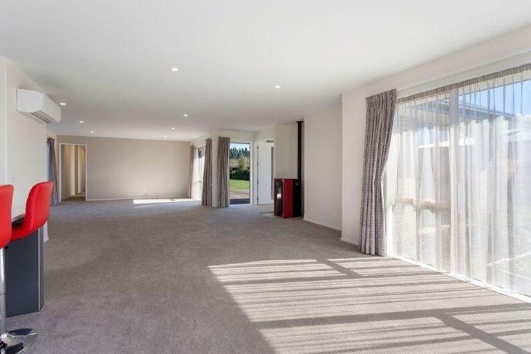 Photo of property in 26 Kingsdowne Drive, West Melton, 7618