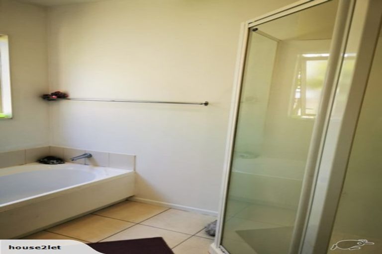 Photo of property in 38 Middleton Road, Johnsonville, Wellington, 6037