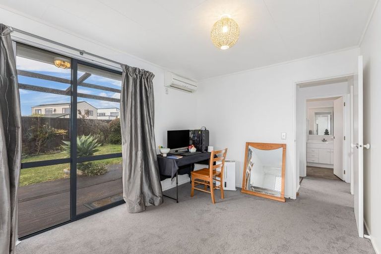 Photo of property in 29 Doncaster Terrace, Ascot Park, Porirua, 5024