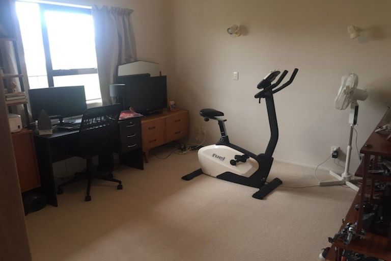 Photo of property in 5 Richardson Street, Woodville, 4920