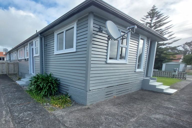 Photo of property in 5 List Street, Welbourn, New Plymouth, 4310