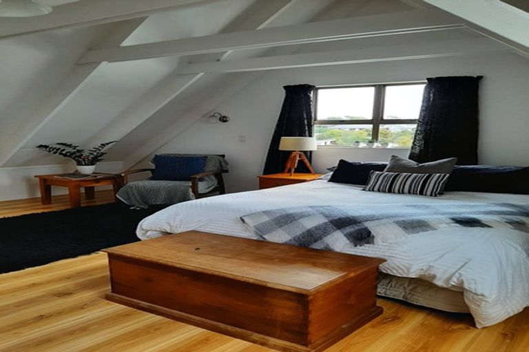 Photo of property in 21 Gledstane Road, Stanmore Bay, Whangaparaoa, 0932