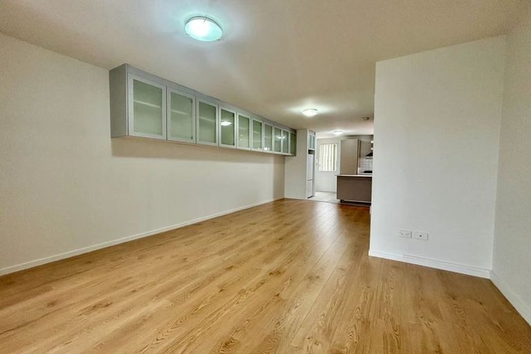 Photo of property in 6/28 Oneroa Road, East Tamaki, Auckland, 2013