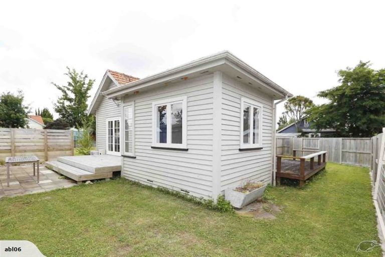 Photo of property in 25 Hobson Street, Maeroa, Hamilton, 3200