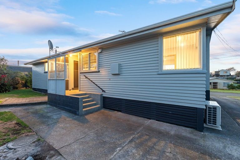 Photo of property in 4 Hua Street, Bell Block, New Plymouth, 4312