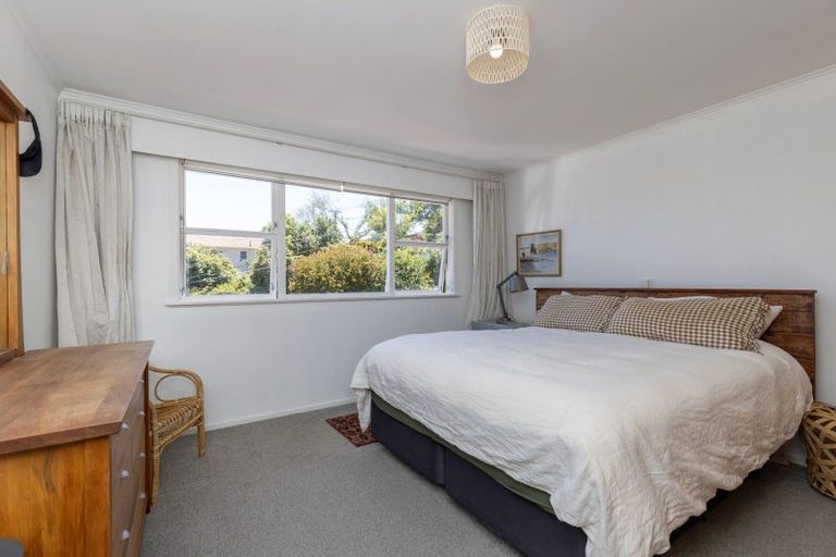 Photo of property in 63 Alexander Road, Raumati Beach, Paraparaumu, 5032