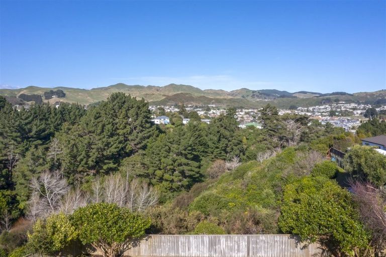 Photo of property in 13 Catlins Glen, Aotea, Porirua, 5024