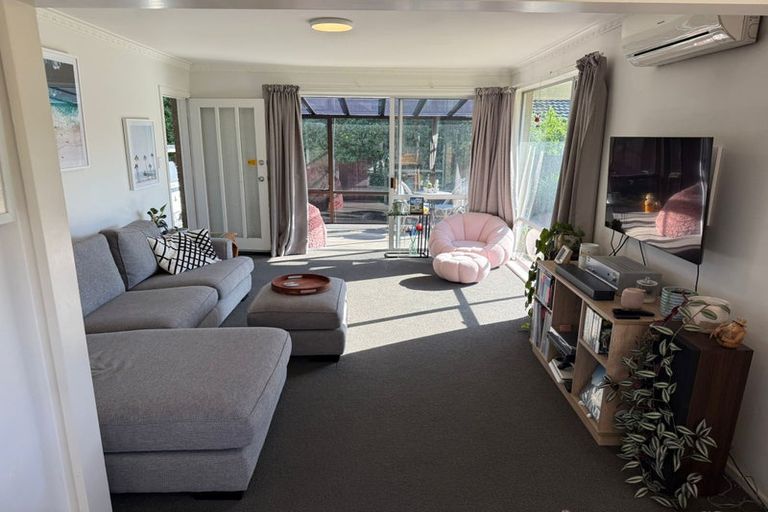 Photo of property in 2/259a Fifield Terrace, Opawa, Christchurch, 8023