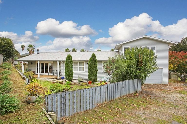 Photo of property in 21 Cape Hill Road, Pukekohe, 2120