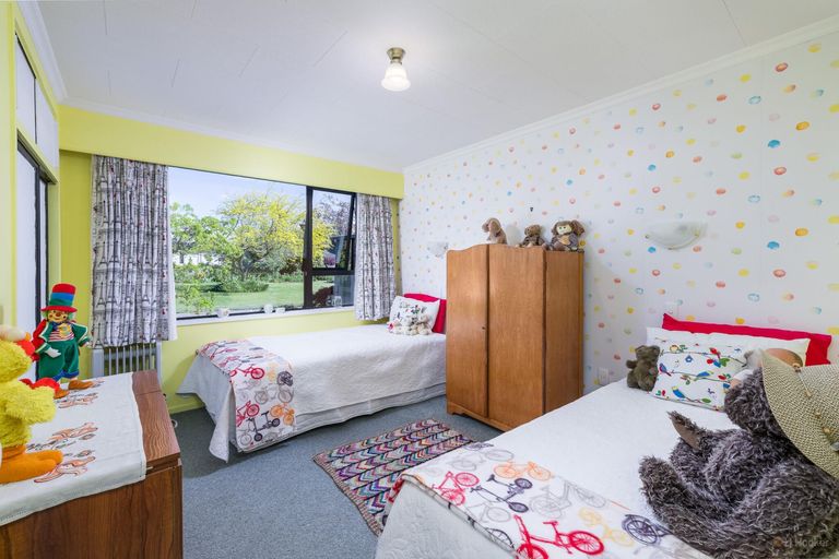 Photo of property in 1 Pitman Place, Waimate, 7924