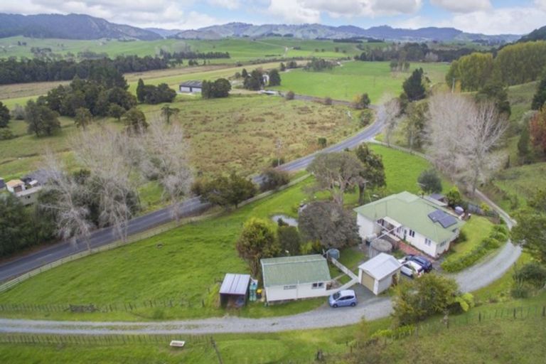 Photo of property in 550 Kaipara Flats Road, Dome Forest, Warkworth, 0981