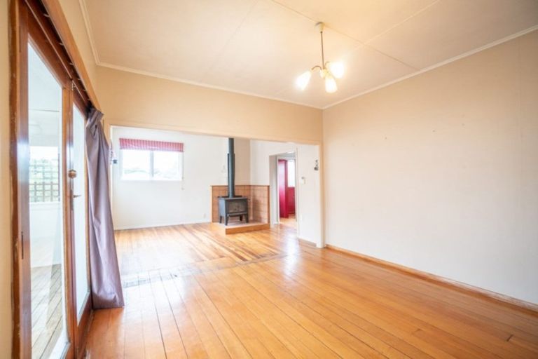 Photo of property in 26 Chelwood Street, Takaro, Palmerston North, 4412