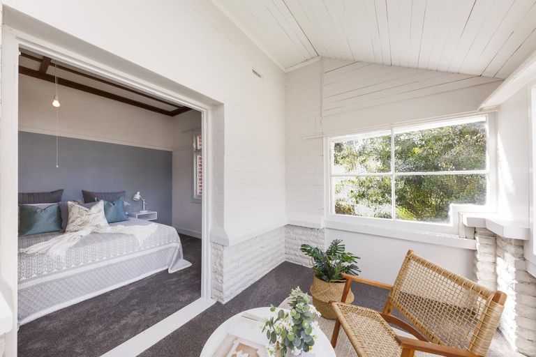 Photo of property in 53 Limbrick Street, Terrace End, Palmerston North, 4410