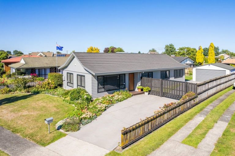 Photo of property in 37 Endeavour Avenue, Flagstaff, Hamilton, 3210