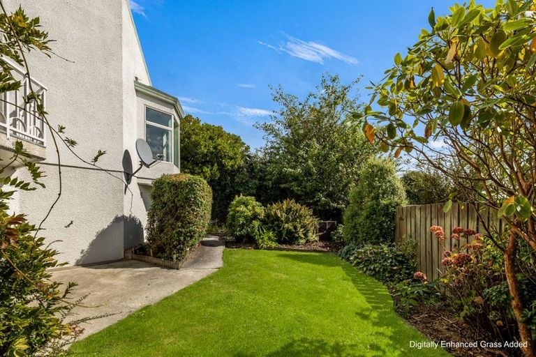 Photo of property in 43 Aotea Crescent, Gore, 9710