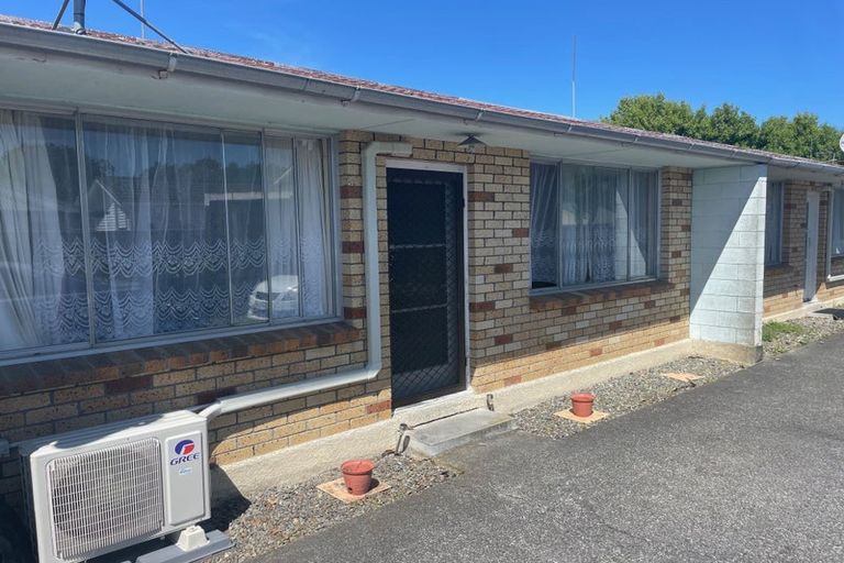 Photo of property in 4/497 Ferguson Street, Palmerston North, 4410
