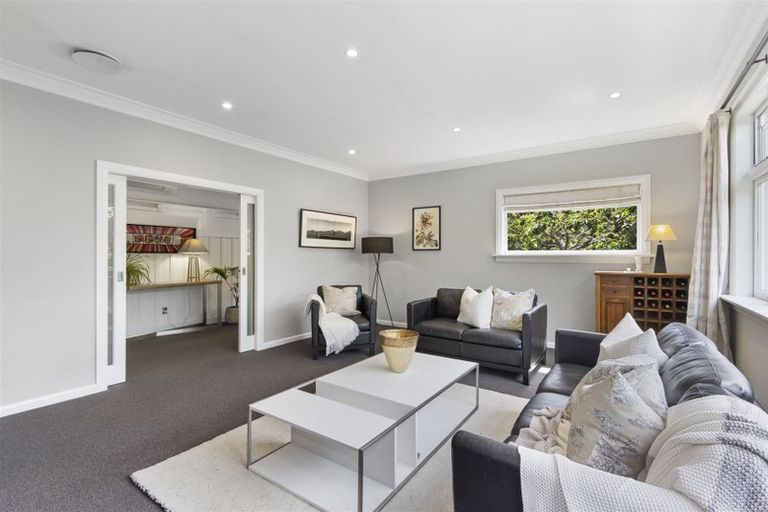 Photo of property in 69 Kotare Street, Fendalton, Christchurch, 8041