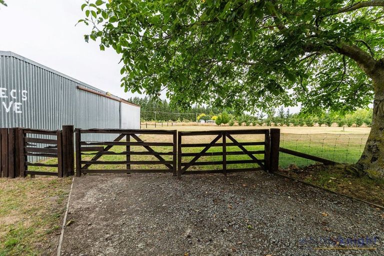 Photo of property in 2377 Homebush Road, Coalgate, 7673