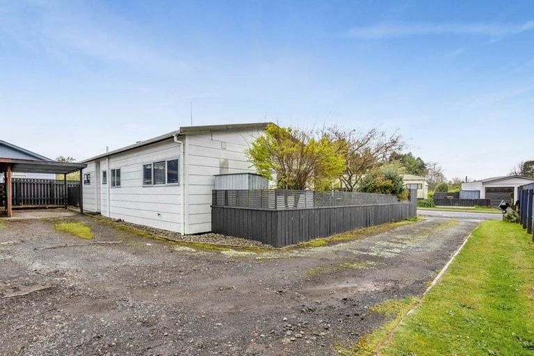 Photo of property in 27a Kowhai Street, Inglewood, 4330