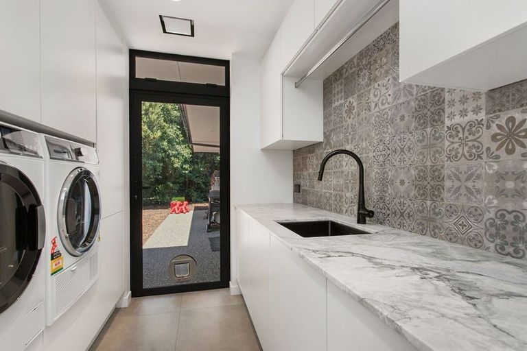 Photo of property in 43 Kingcraft Drive, Prebbleton, Christchurch, 7676